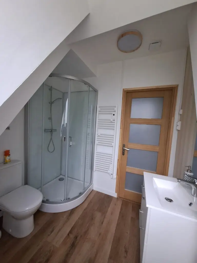 Salle de douche commune Domaine Le Fournay