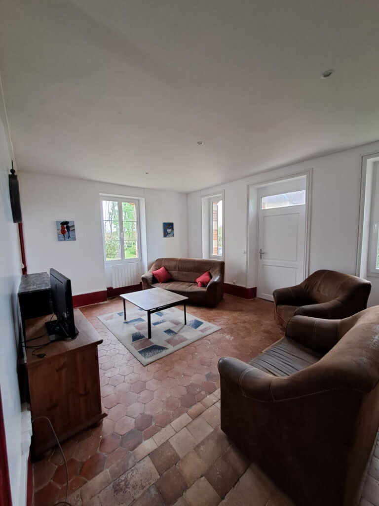 Gite les cèdres Salon 2