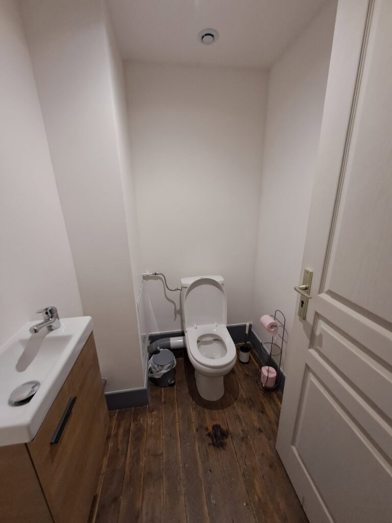 Gite les cèdres WC